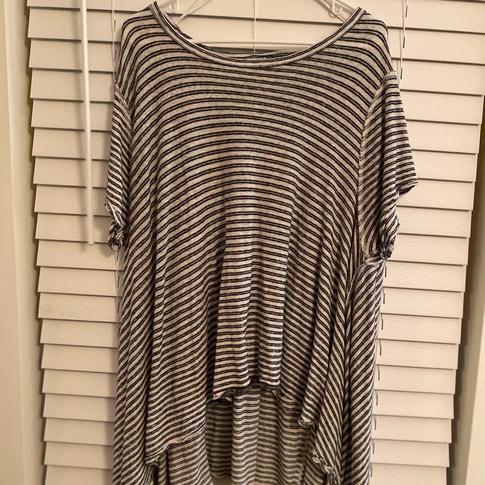 We the Free Asymmetrical striped high low t-shirt.